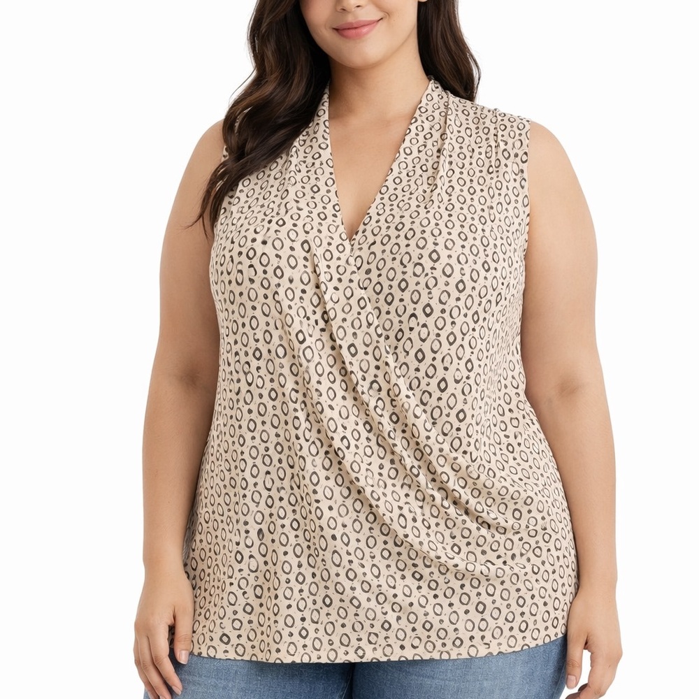 Women’s Ann Taylor Beige and Black Diamond Patterned Surplice Stretchy Blouse